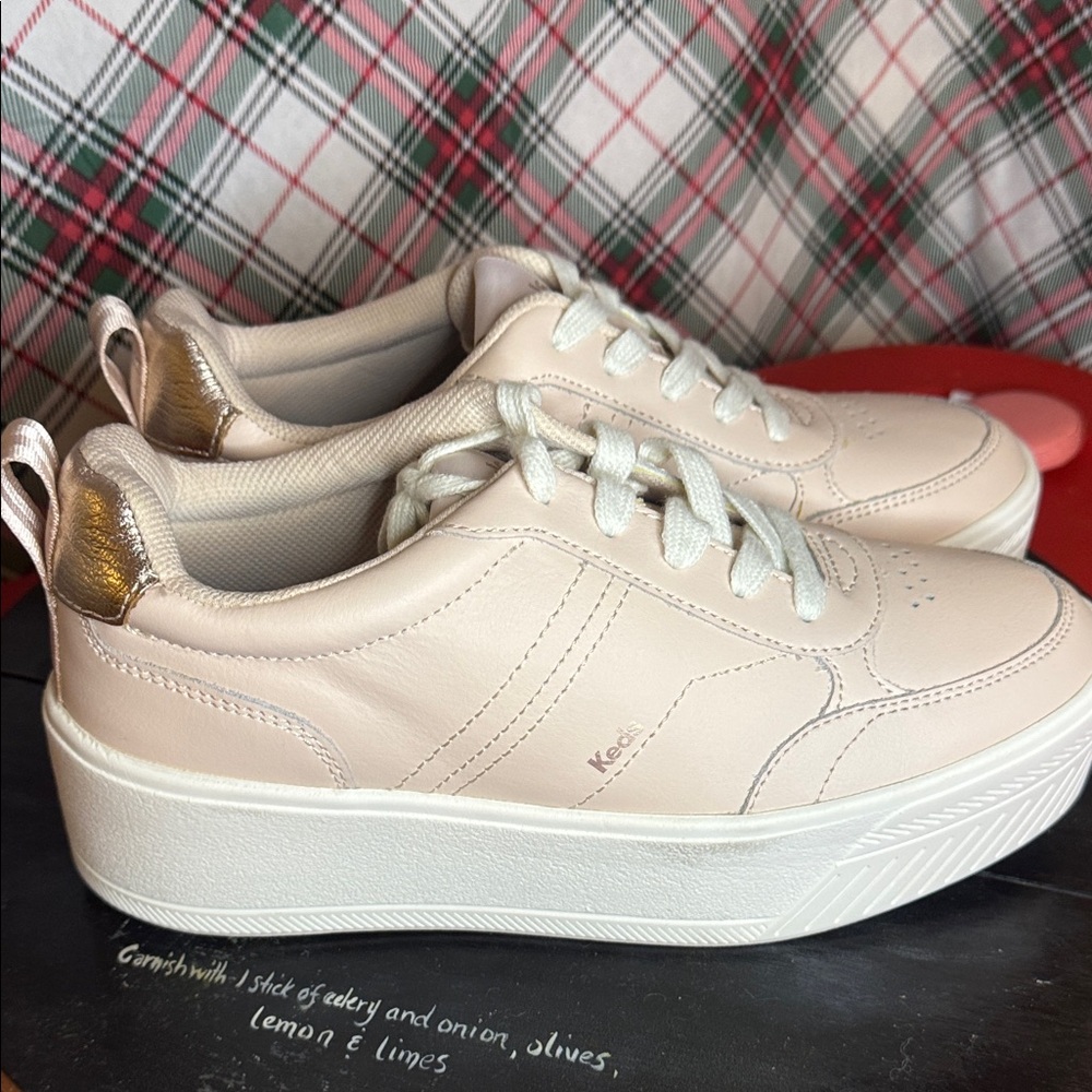 Keds Pink Platform Sneakers - Picture 2 of 5